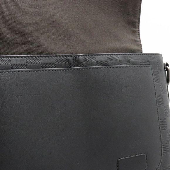 Louis Vuitton District PM Shoulder Bag Damier Infini Onyx Black - Picture 6 of 8